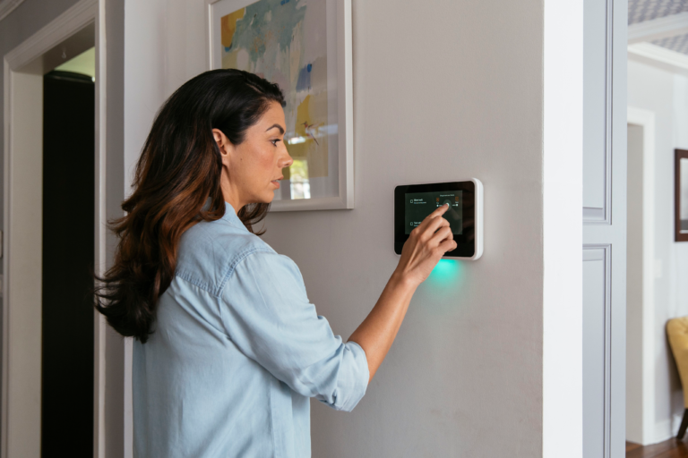 What to Expect When Your Vivint Alarm is Triggered Vivint Academy